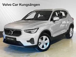 Silver Begagnad 2023 Volvo XC40 Core SUV | 349 900 kr (Bra pris)