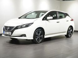 Vit Begagnad 2021 Nissan Leaf Acenta Halvkombi | 199 900 kr (Marknadspris)