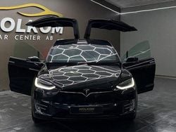 Svart Begagnad 2017 Tesla Model X SUV | 299 900 kr (Bra pris)