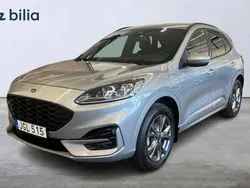 Grå Begagnad 2022 Ford Kuga ST-Line SUV | 259 000 kr (Marknadspris)