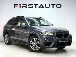 Grå Begagnad 2016 BMW X1 Sport Line SUV | 204 900 kr (Marknadspris)