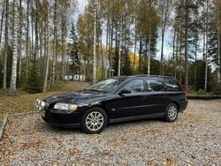 Svart Begagnad 2006 Volvo V70 Business Edition Kombi | 36 000 kr (Marknadspris)
