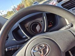 Silver Begagnad 2011 Toyota Urban Cruiser SUV | 48 000 kr (Marknadspris)