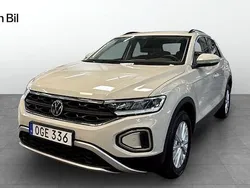 Grå Begagnad 2022 VW T-Roc Life SUV | 234 900 kr (Superpris)