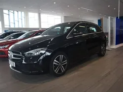 Svart Begagnad 2021 Mercedes B250e Progressive Minibuss | 339 800 kr (Marknadspris)