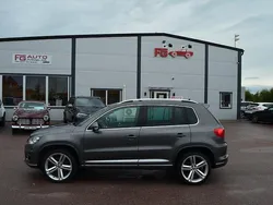 Mörkgrå (grå) Begagnad 2012 VW Tiguan R-line SUV | 144 900 kr (Marknadspris)