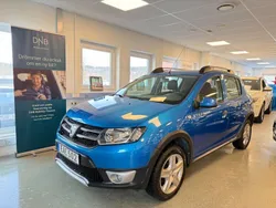 Ljusblå (blå) Begagnad 2016 Dacia Sandero Stepway Halvkombi | 59 900 kr (Bra pris)