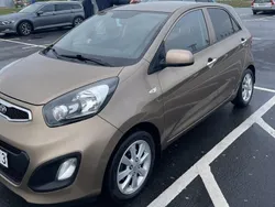 Brun Begagnad 2013 Kia Picanto Halvkombi | 38 000 kr