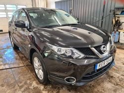 Svart Begagnad 2017 Nissan Qashqai SUV | 169 000 kr (Marknadspris)