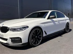 Vit Begagnad 2018 BMW 540 Comfort Edition Sedan | 419 000 kr (Marknadspris)