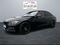 Svart Begagnad 2016 BMW 318 Sport Line Sedan | 165 000 kr (Marknadspris)