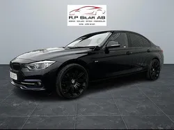 Svart Begagnad 2016 BMW 318 Sport Line Sedan | 165 000 kr (Marknadspris)
