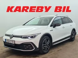 Vit Begagnad 2021 VW Golf Alltrack Kombi | 249 900 kr (Marknadspris)