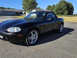 Svart Begagnad 2000 Mazda MX5 Cab | 45 000 kr (Marknadspris)