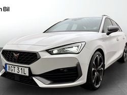 Vit (candy white) Begagnad 2023 Cupra Leon VZ Kombi | 289 900 kr (Bra pris)