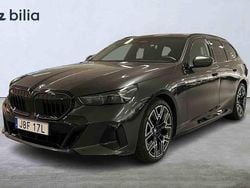 Grå Begagnad 2025 BMW 530e Kombi | 689 900 kr