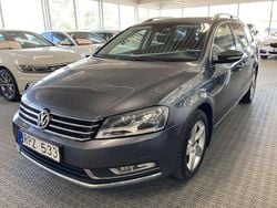 Ljusgrå (grå) Begagnad 2011 VW Passat Kombi | 49 900 kr (Marknadspris)