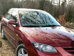 Röd Begagnad 2008 Mazda 3 Edition Sedan | 25 000 kr (Bra pris)