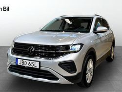 Silver (reflex silver metallic) Begagnad 2024 VW T-Cross Life SUV | 269 900 kr (Lite dyr)