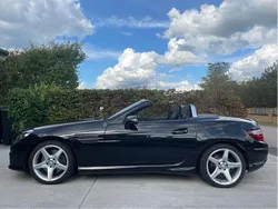 Svart Begagnad 2012 Mercedes SLK250 AMG Cab | 259 000 kr