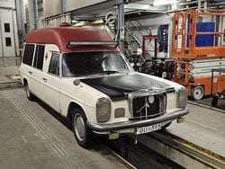 Begagnad 1973 Mercedes W115 Van | 45 000 kr