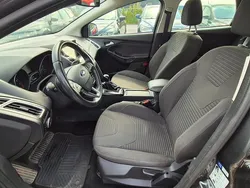 Blå Begagnad 2016 Ford Focus Titanium Halvkombi | 69 900 kr (Bra pris)