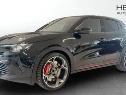 Svart (black) Ny 2024 Alfa Romeo Junior Veloce SUV | 552 800 kr