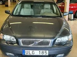 Grå Begagnad 2003 Volvo V70 Business Edition Kombi | 19 900 kr (Marknadspris)
