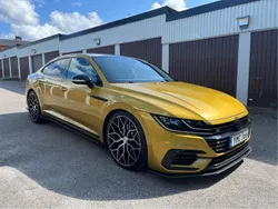 Gul Begagnad 2018 VW Arteon Halvkombi | 315 000 kr (Marknadspris)