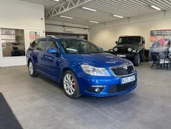 Blå Begagnad 2010 Skoda Octavia RS Kombi | 84 900 kr (Dyr)