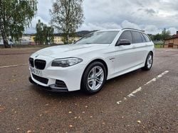 Vit Begagnad 2017 BMW 520 M Sport Kombi | 219 000 kr (Bra pris)