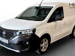 Vit (white) Begagnad 2022 Nissan Townstar Minibuss | 229 900 kr