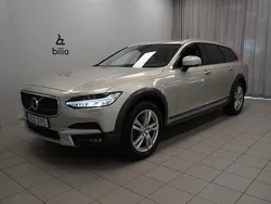 Ljusbrun Begagnad 2018 Volvo V90 CC Business Edition Kombi | 289 900 kr (Marknadspris)