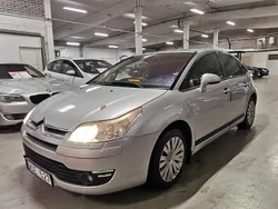 Silver Begagnad 2005 Citroën C4 Halvkombi | 24 900 kr (Marknadspris)