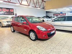 Röd Begagnad 2010 Renault Clio II Halvkombi | 44 900 kr (Lite dyr)