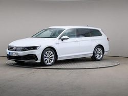 Vit Begagnad 2021 VW Passat Executive Kombi | 269 000 kr (Marknadspris)