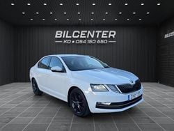 Vit Begagnad 2019 Skoda Octavia Sport Halvkombi | 129 900 kr (Superpris)