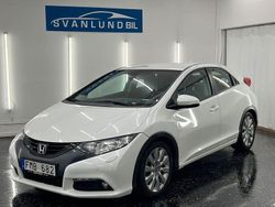 Vit Begagnad 2012 Honda Civic Sport Halvkombi | 89 800 kr (Marknadspris)