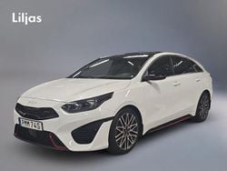 Vit Begagnad 2022 Kia Ceed GT Kombi | 309 000 kr