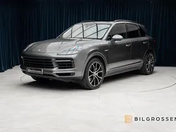 Grå Begagnad 2021 Porsche Cayenne Sport SUV | 629 900 kr (Superpris)