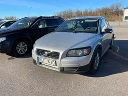 Silver metallic Begagnad 2008 Volvo C30 Kinetic Halvkombi | 45 000 kr