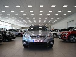 Silver (silvermetallic) Begagnad 2016 Subaru Outback SUV | 249 900 kr (Dyr)
