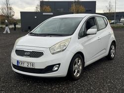 Vit Begagnad 2010 Kia Venga Comfort Halvkombi | 80 000 kr (Lite dyr)