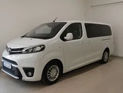 Vit Begagnad 2023 Toyota Proace Verso Kombi | 429 900 kr (Dyr)