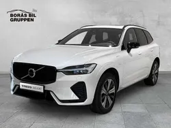 Vit Begagnad 2025 Volvo XC60 Plus SUV | 569 000 kr (Marknadspris)