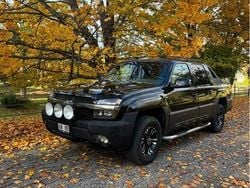 Svart Begagnad 2004 Chevrolet Avalanche | 89 000 kr