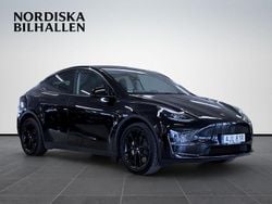 Svart Begagnad 2023 Tesla Model Y Long Range AWD SUV | 429 795 kr (Bra pris)