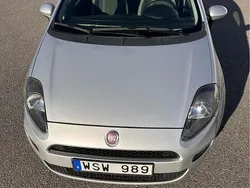 Grön Begagnad 2012 Fiat Punto Easy Halvkombi | 37 900 kr