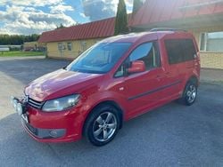 Röd Begagnad 2012 VW Caddy Minibuss | 48 500 kr (Marknadspris)