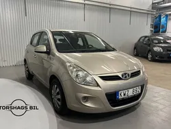 Silver Begagnad 2010 Hyundai i20 Select Halvkombi | 69 900 kr (Marknadspris)